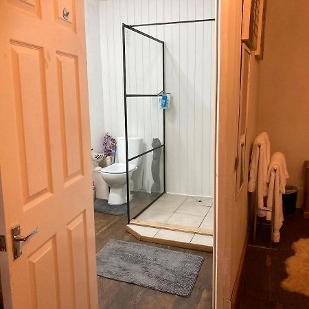 7 Dagnaud De La Tude Our Family Farmhouse Style Home With En-Suite Montboyer Εξωτερικό φωτογραφία